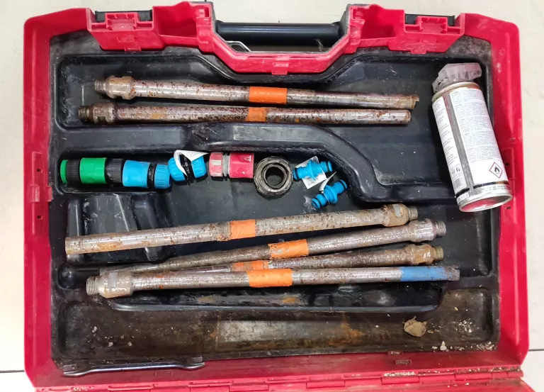 WIERTNICA DIAMENTOWA HILTI DD 30-W - WALIZKA