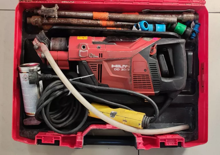 WIERTNICA DIAMENTOWA HILTI DD 30-W - WALIZKA