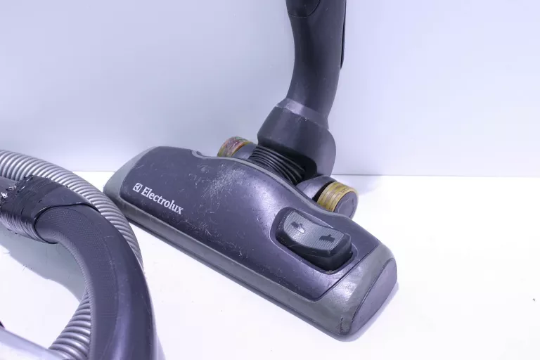 ODKURZACZ ELEKTROLUX ULTRASILENCER