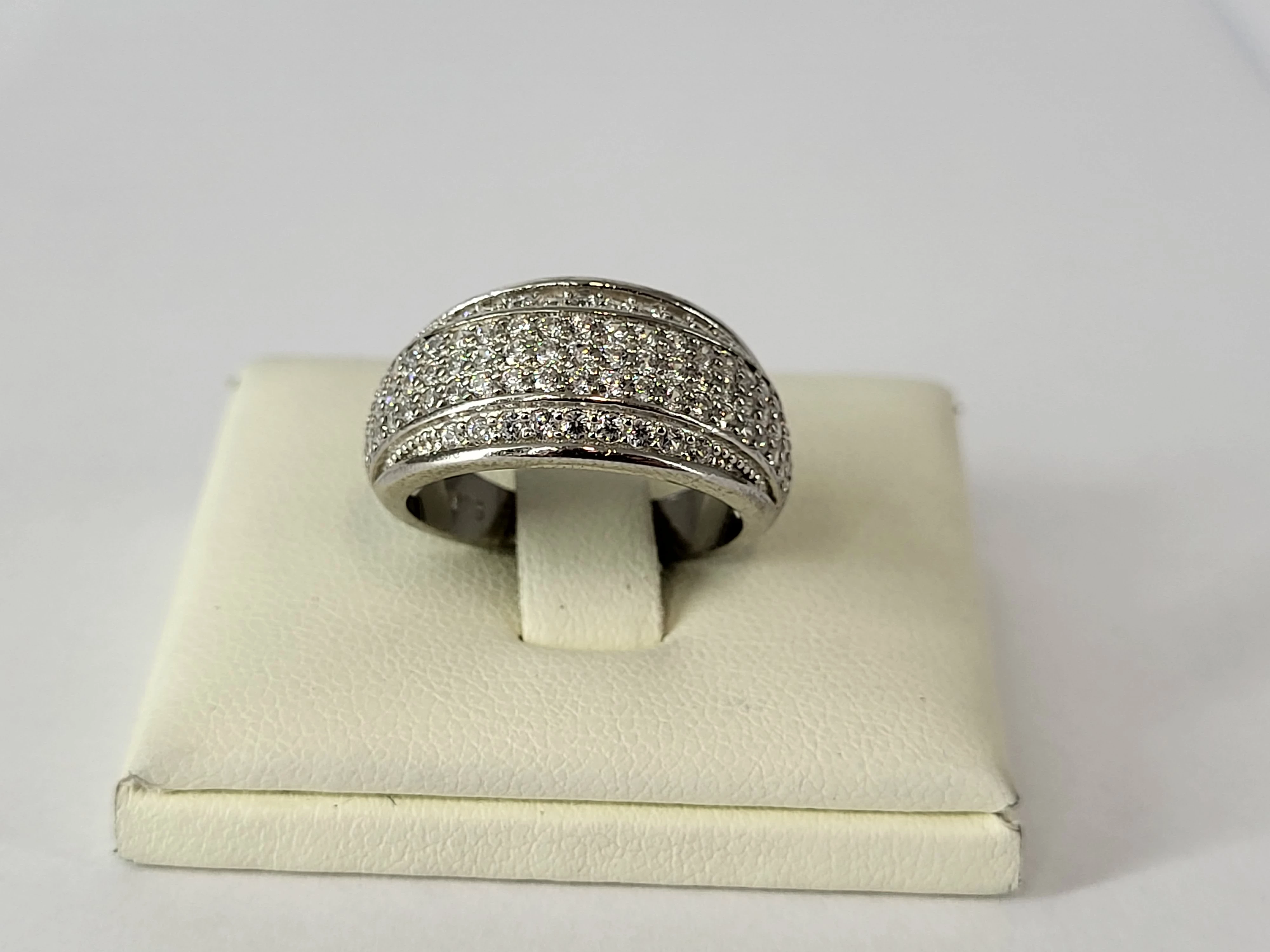 piekny-srebrny-pierscionek-580g-r14-p925-rodzaj-wyrob-jubilerski