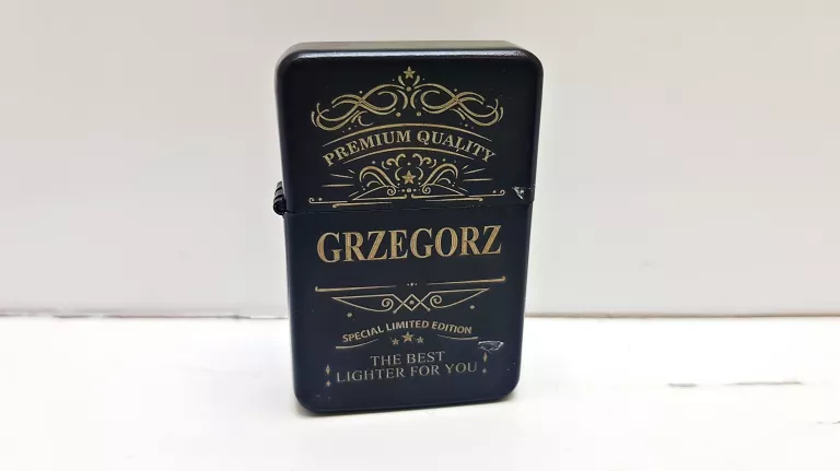 ZAPALNICZKA BENZYNOWA Z GRAWEREM