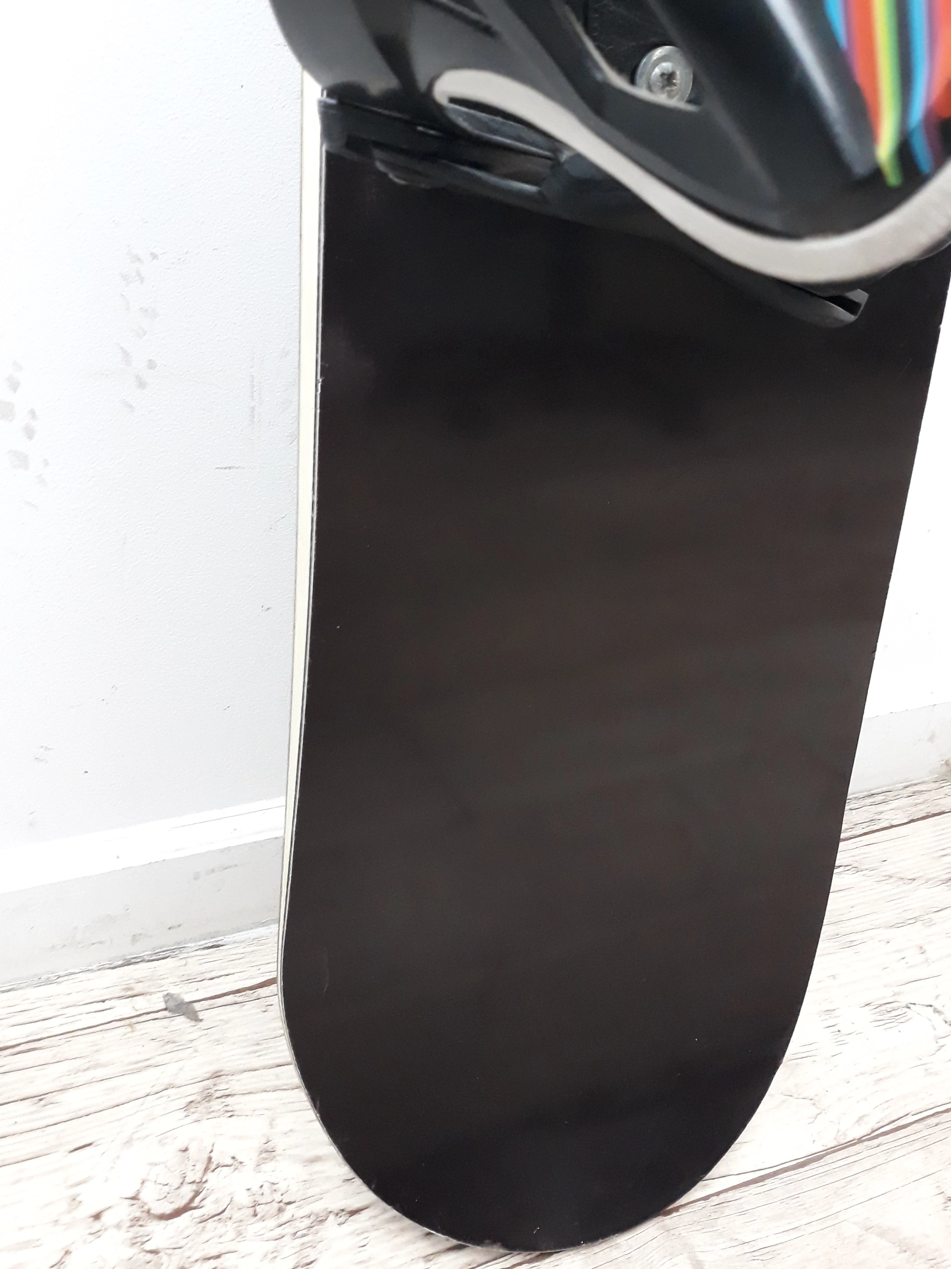 deska-snowboardowa-generics-157cmwiazania-bx1-marka-ride