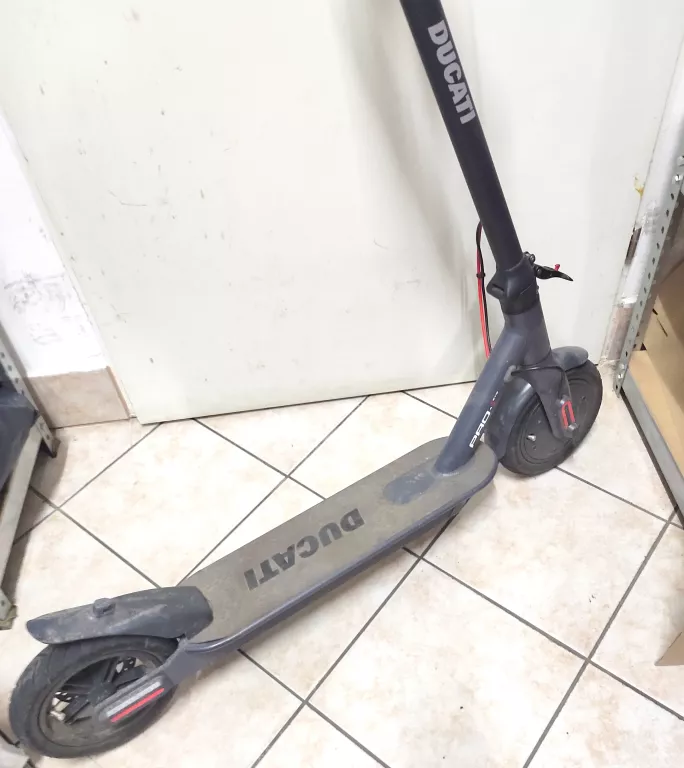 HULAJNOGA ELEKTRYCZNA DUCATI PRO I EVO