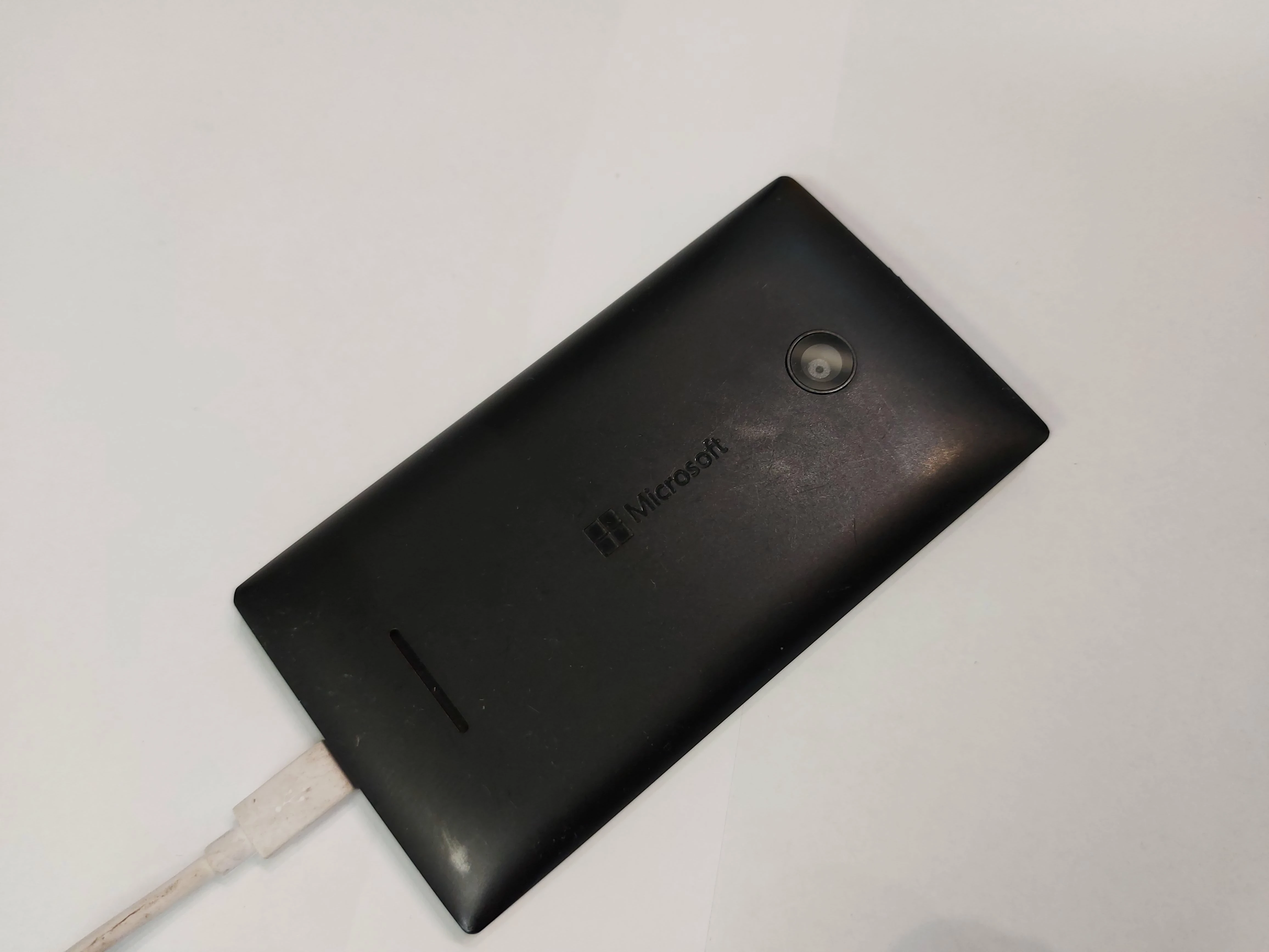 telefon-microsoft-lumia-435-typ-smartfon