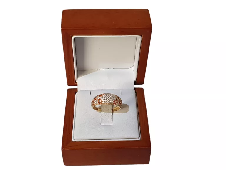 ŚLICZNY ZŁOTY PIERŚCIONEK 585P 2,79G