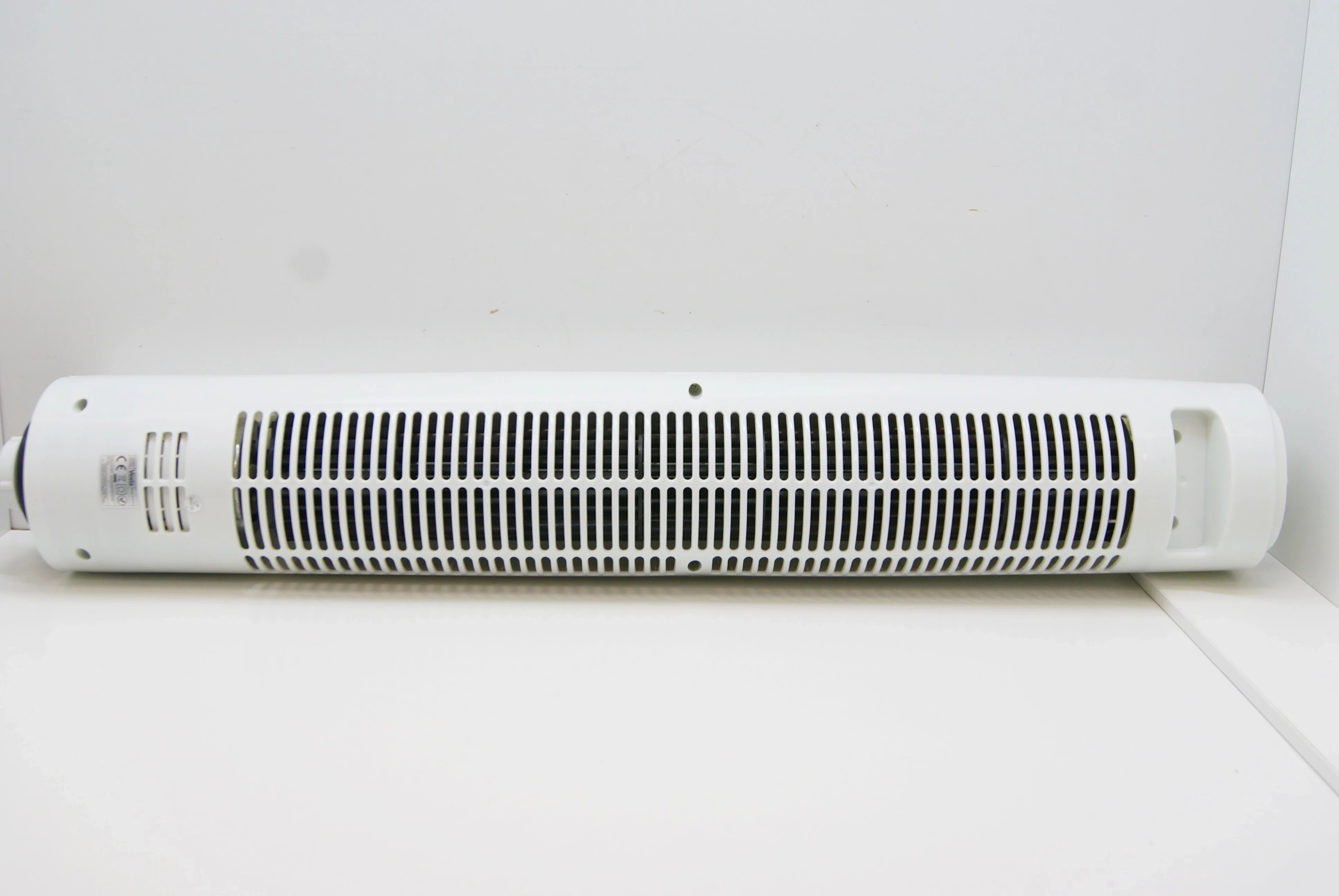 wentylator-kolumnowy-vesta-etof01n-kolor-dominujacy-bialy