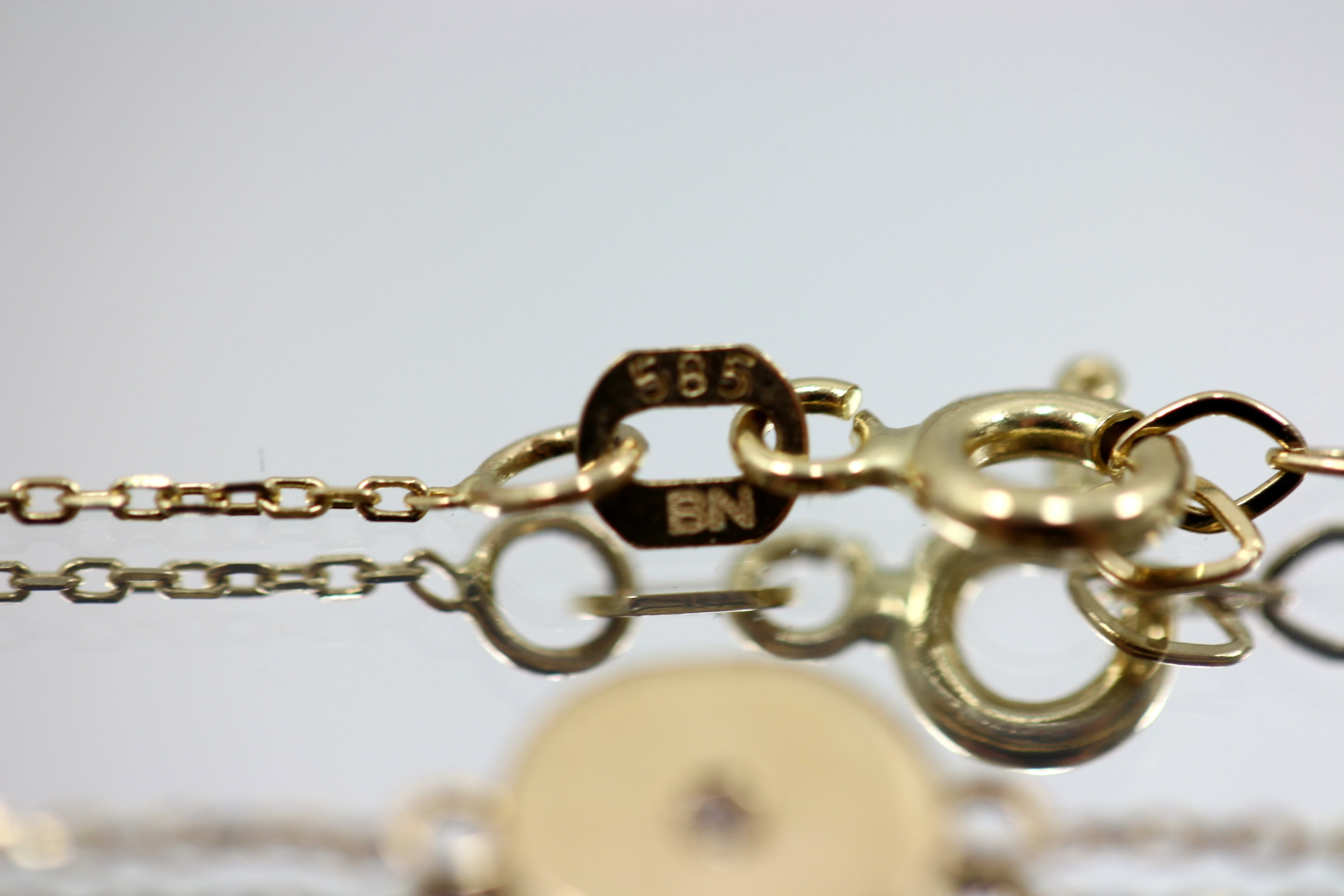 nowa-zlota-bransoletka-kolko-585-090g-19cm-kamien-cyrkonia