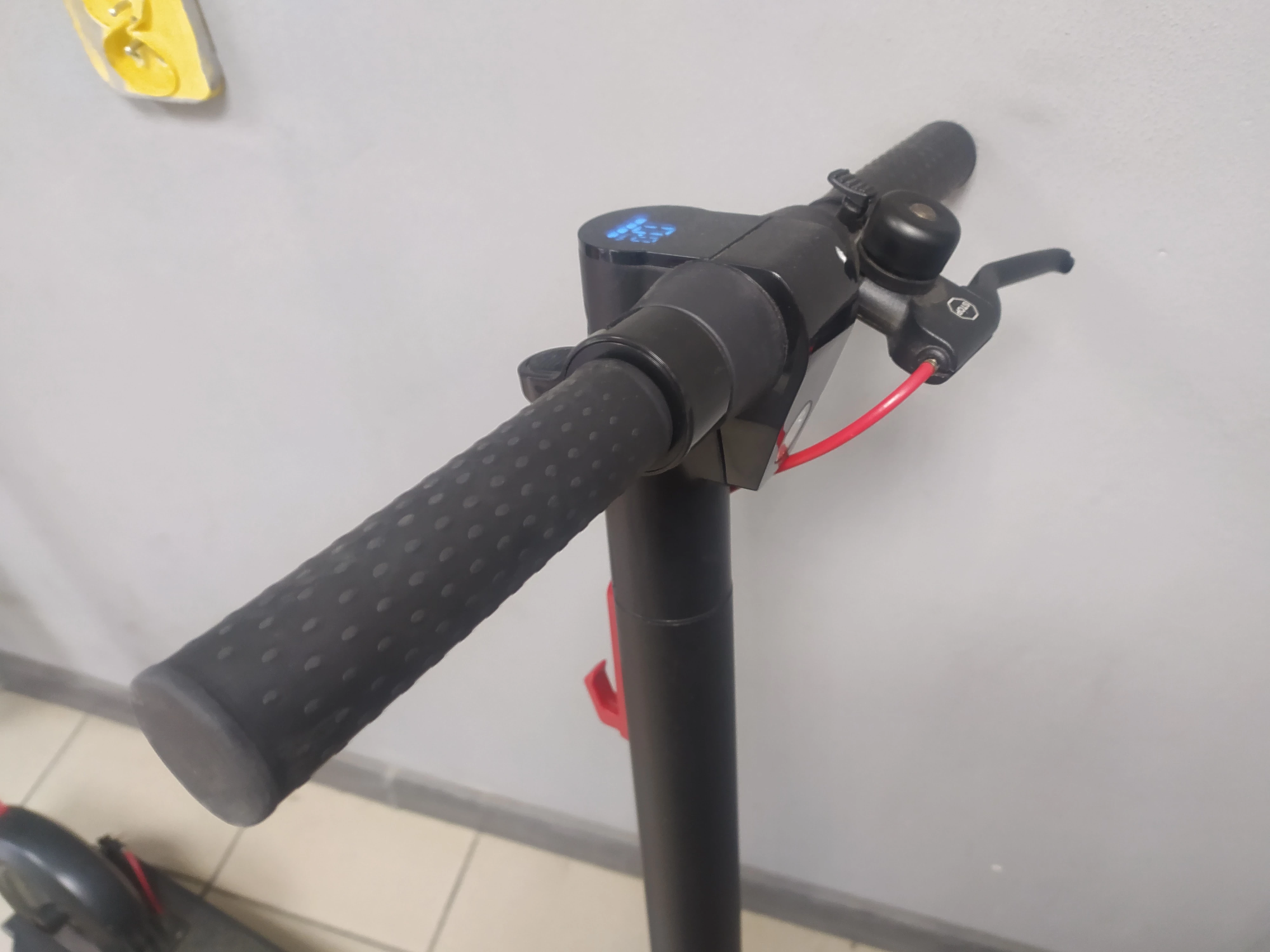 hulajnoga-elektryczna-frugal-storm-gwarancja-stan-uzywany