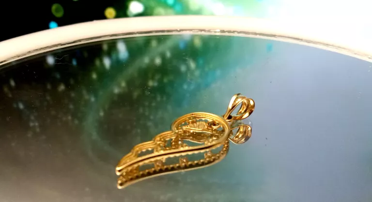 cudowna-zlota-zawieszka-skrzydlo-585-096g-stan-11323-2