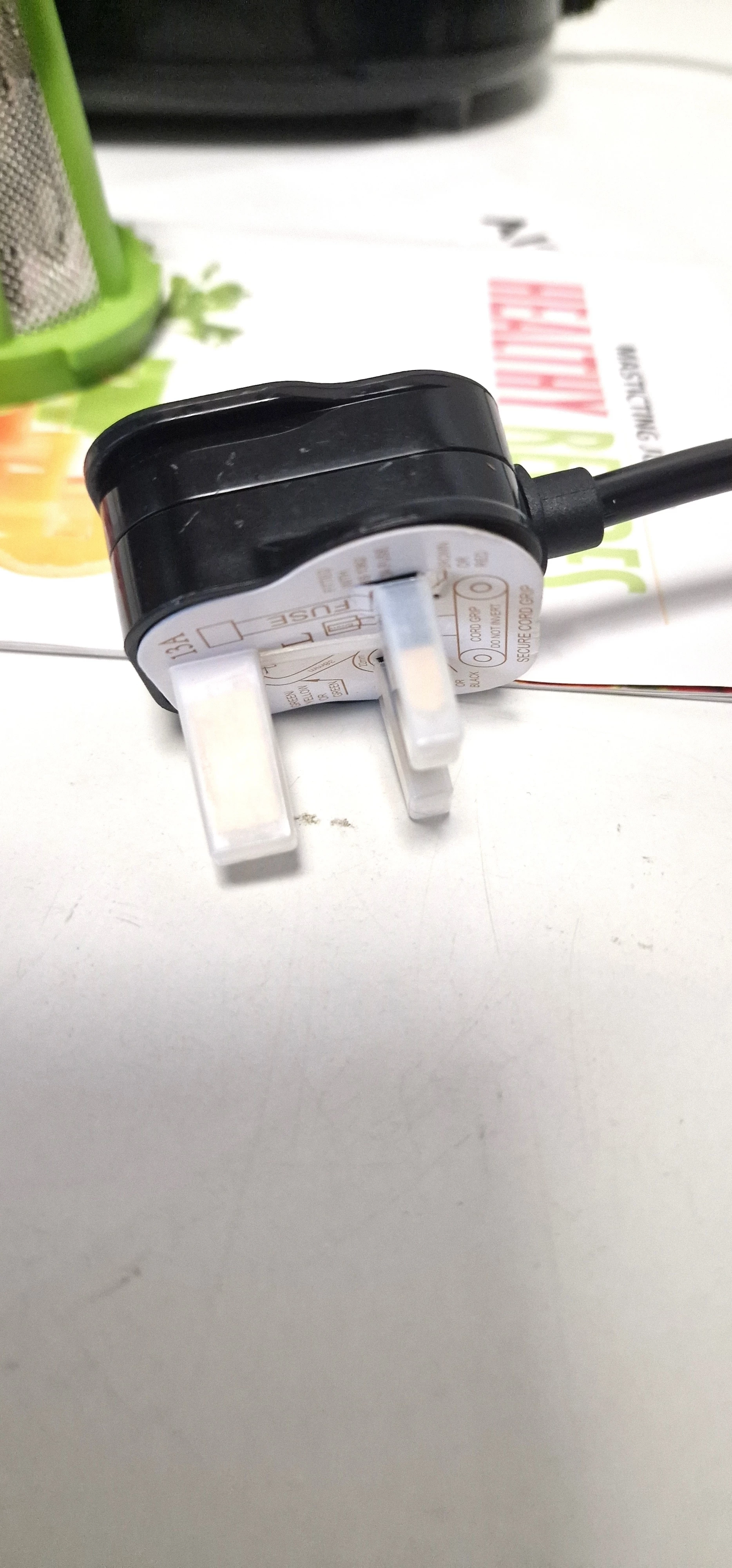 wyciskarka-wolnoobrotowa-pozioma-aicok-amr-521-moc-150