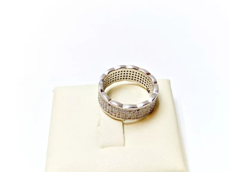 srebrny-cudowny-pierscionek-z-cyrkoniami-r14-kamien-cyrkonia