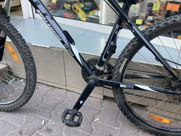 rower-gt-avalanche-30-all-terra-rozmiar-ramy-19-cali