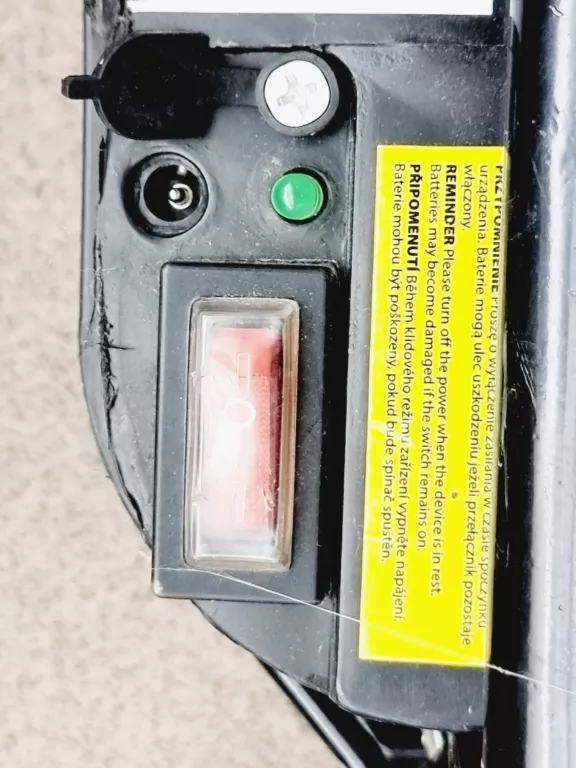 HULAJNOGA ELEKTRYCZNA SPOKEY ATIRA ŁADOWARKA