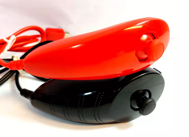 NINTENDO WII KONTROLER NUNCHUK JOYSTICK 2 SZTUKI