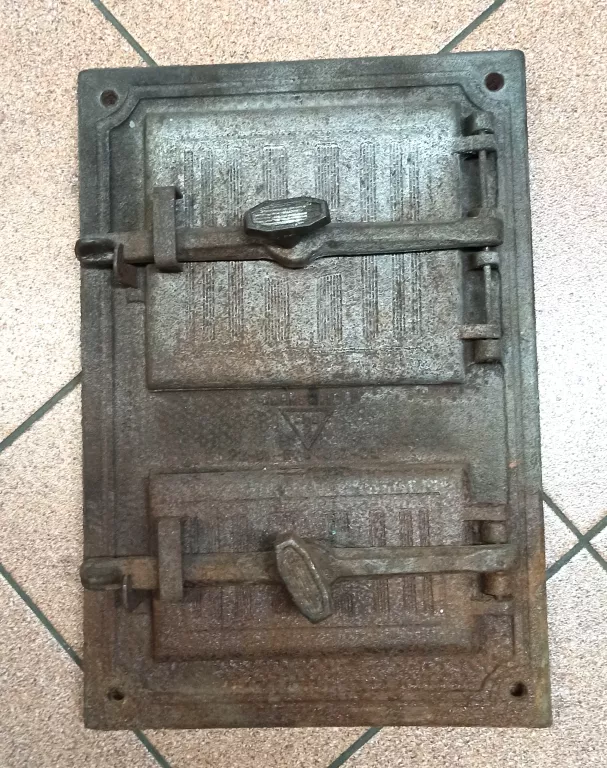 drzwiczki-do-pieca-zeliwne-wp-5e-belchatow-mk