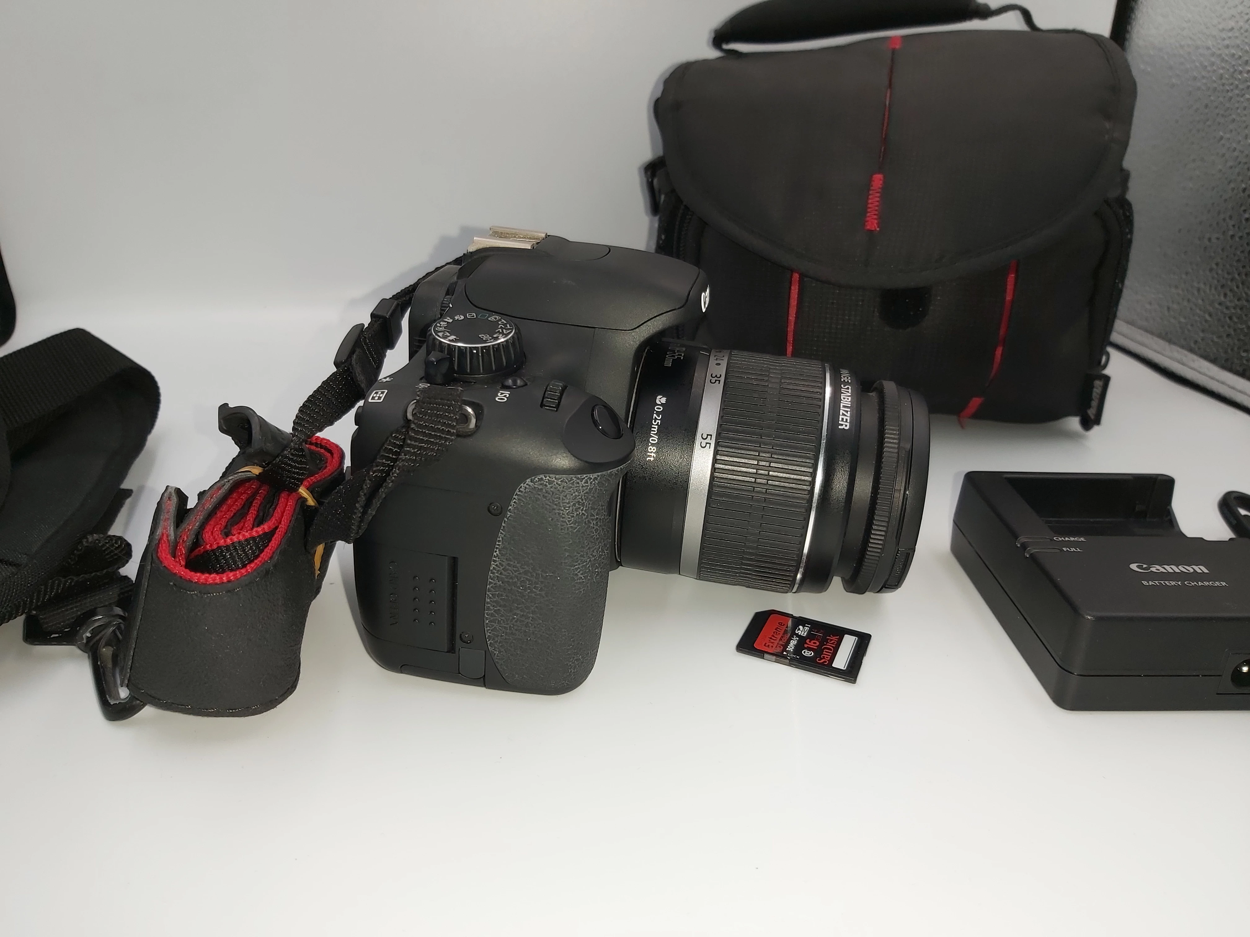 lustrzanka-canon-eos-550d-z-obiektywem-18-55mm-rozdzielczosc-18