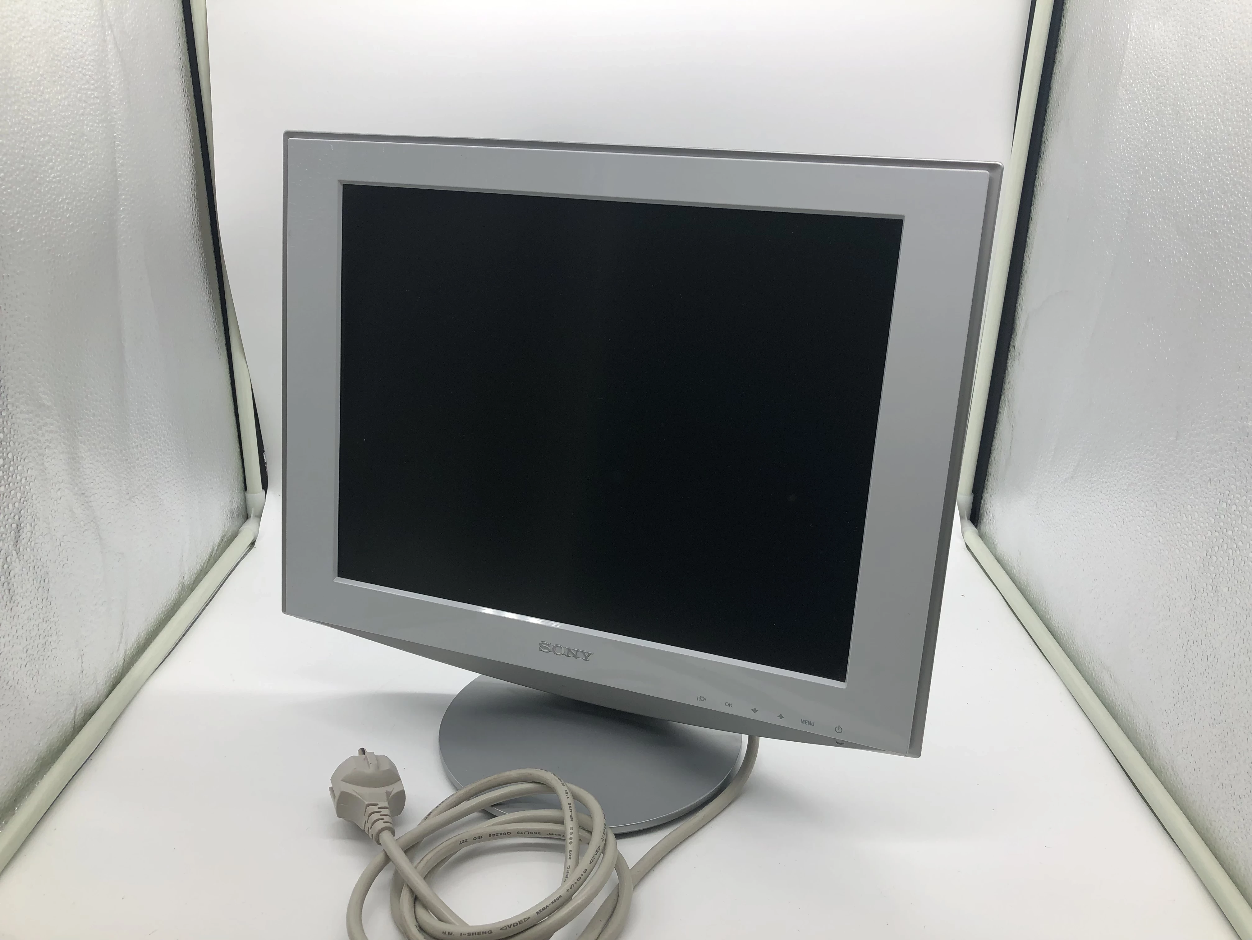 monitor-sony-vga-sdm-hs53-monitoring-1024x768-glowna-9-walbrzych-sj
