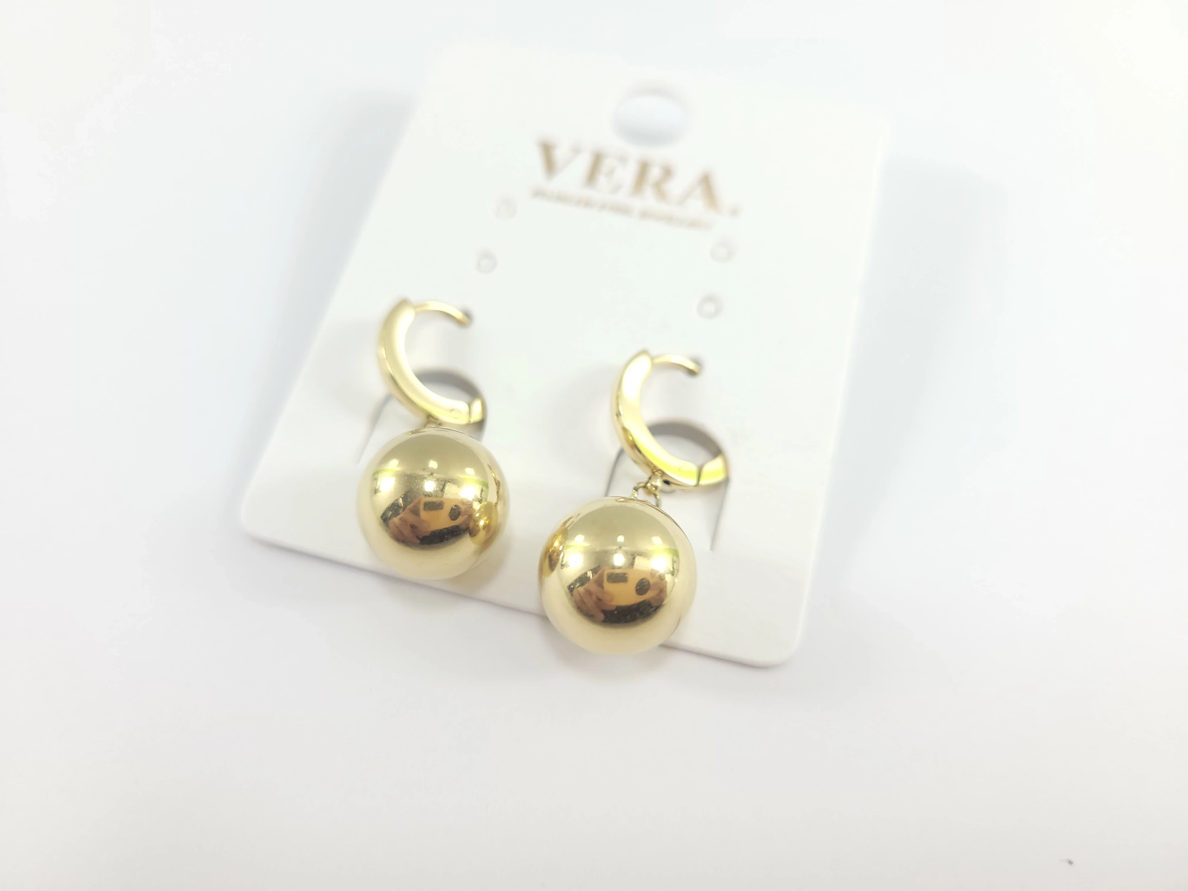 kolczyki-stal-pozlacana-kulka-wiszaca-na-kole-dabrowskiego-493-poznan-ska-x