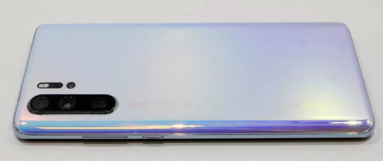 NIEBIESKI HUAWEI P30 PRO 6 GB / 128 GB