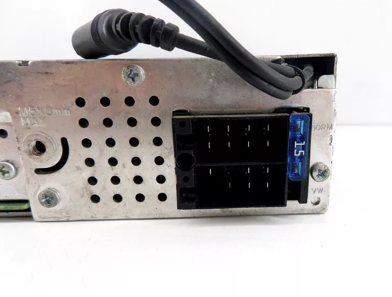RADIO SAMOCHODOWE CLARION DB179RGMP