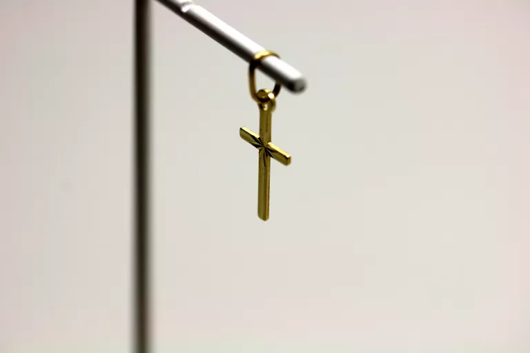 piekny-zloty-krzyz-p585-w03g-16cmx08cm-stan-11323-2