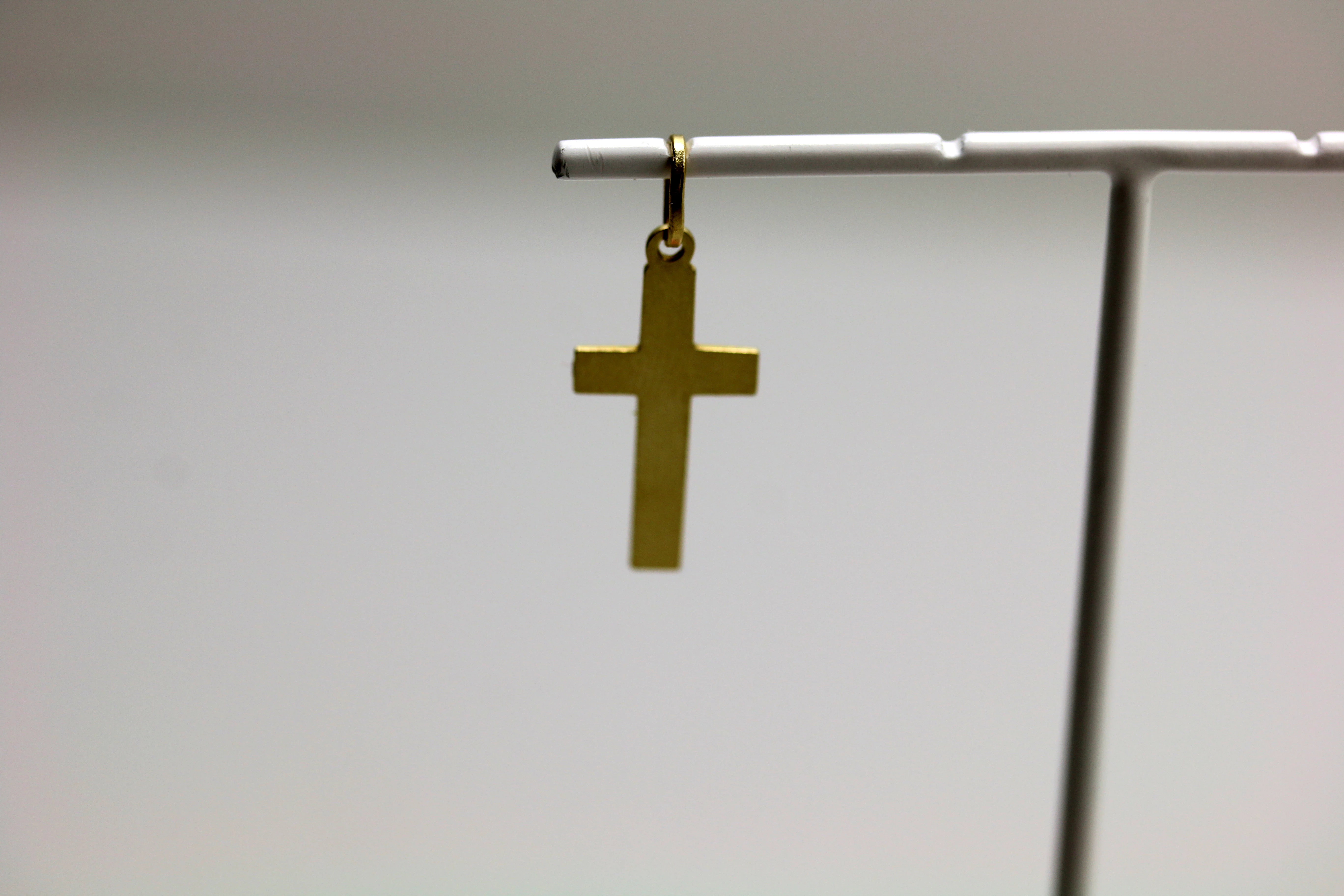 zlota-zawieszka-krzyz-p-585-w-057g-ean-gtin-5900025479223