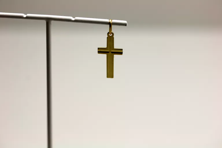 zlota-zawieszka-krzyz-p-585-w-057g-okopowa-7a-warszawa