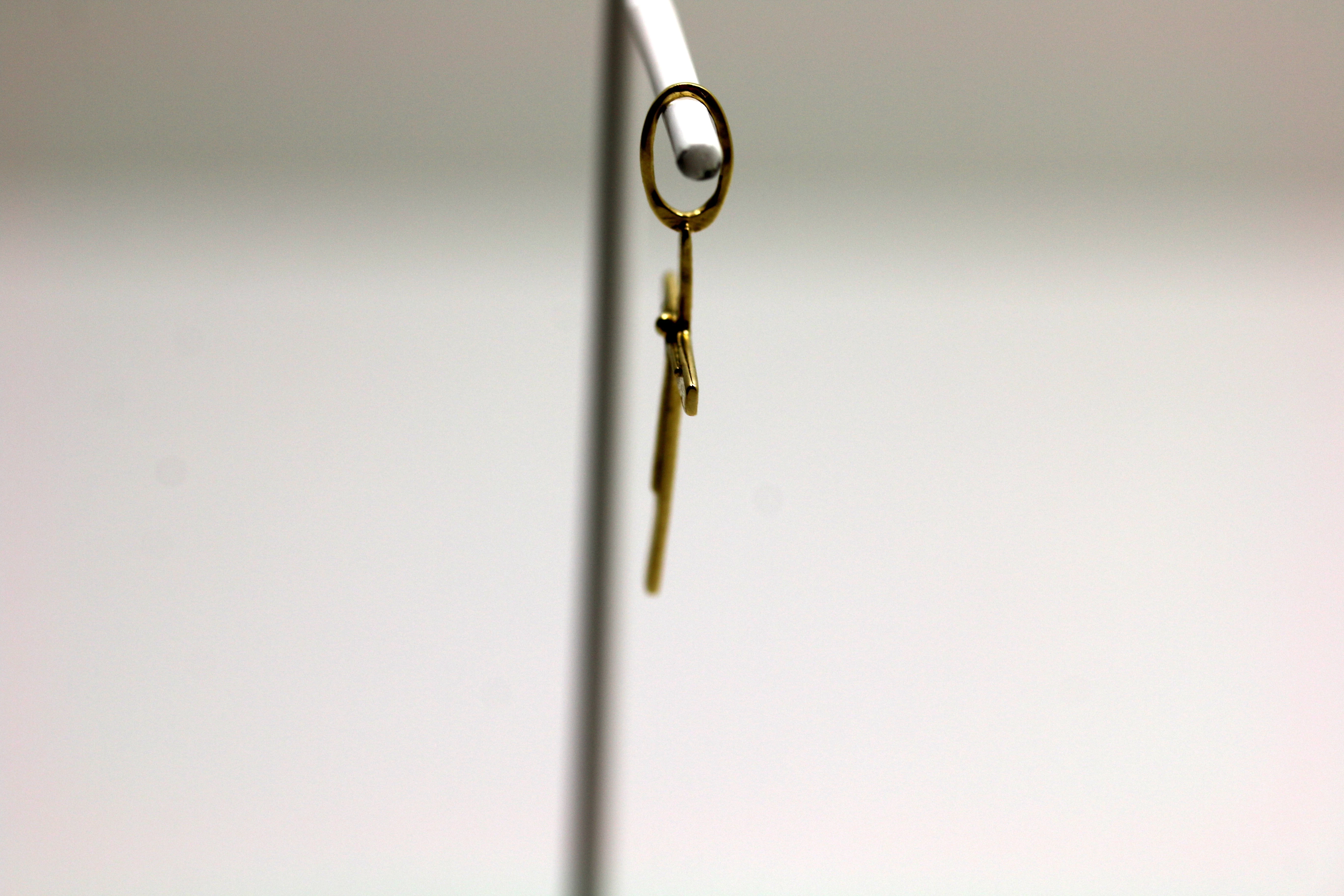 piekny-zloty-krzyz-p585-w058-stan-11323-2