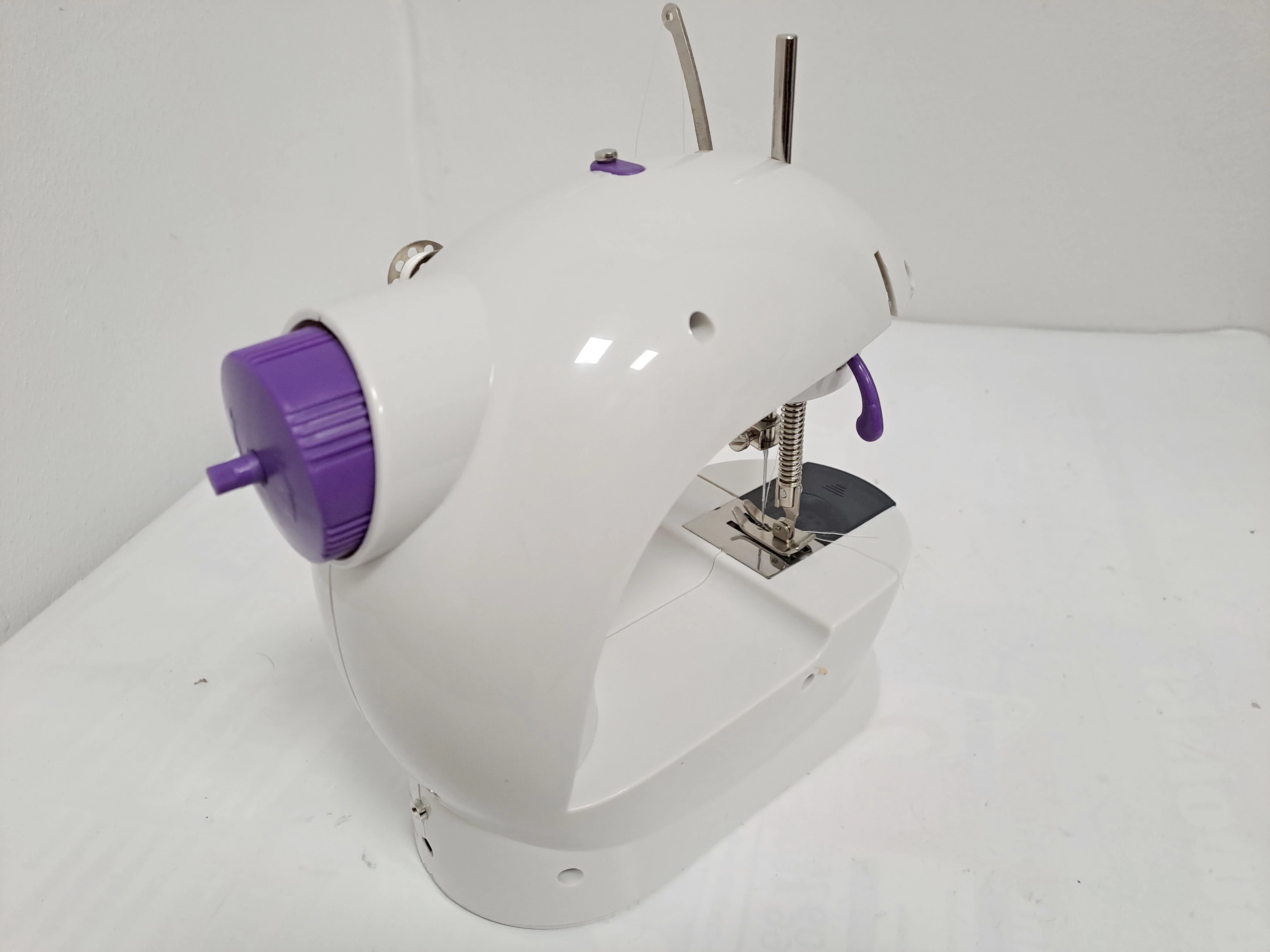 mini-maszyna-do-szycia-sewing-machine-sm-202a-laska-18-zdunska-wola