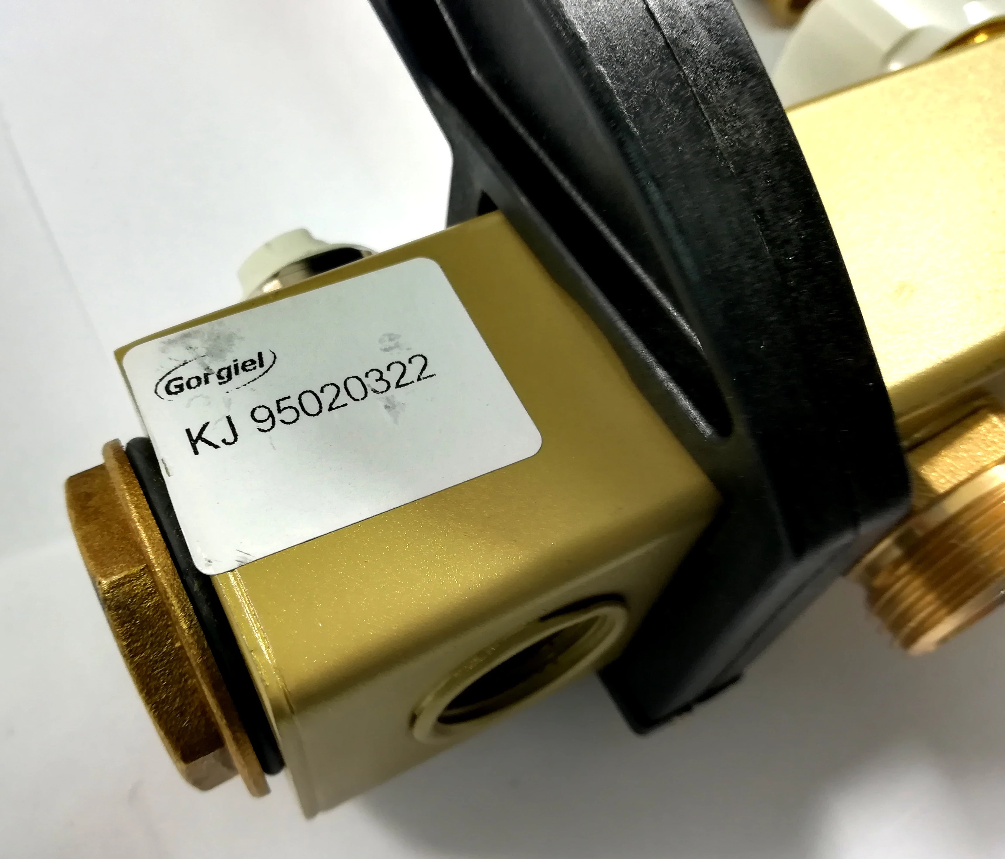 rozdzielacz-do-ogrzewania-podlogowego-powierzchnia-grzewcza-1