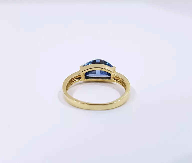 zloty-pierscionek-cyrkonia-niebieska-pozioma-585-289-r13-waga-178
