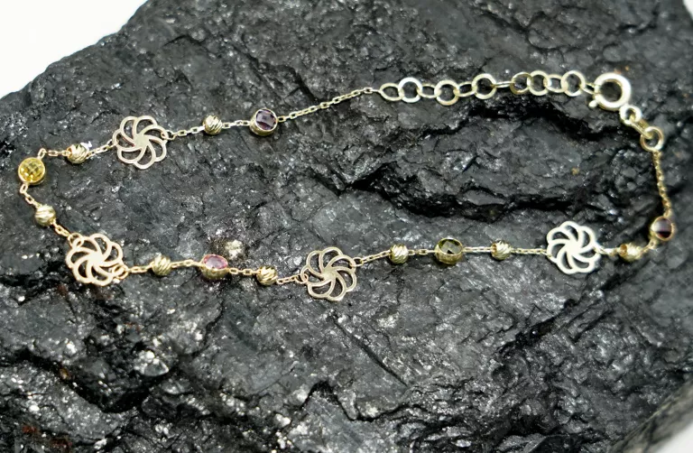 nowa-zlota-bransoletka-333-kwiatuszki-zielone-cyrkonie-kolor-dominujacy-zloty