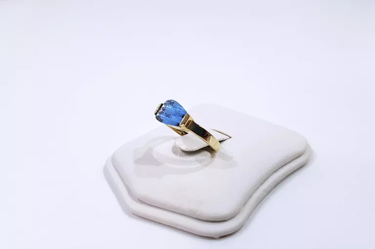 zloty-pierscionek-cyrkonia-niebieska-pozioma-585-289-r13-stan-11323-238058