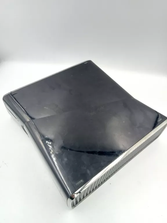 KONSOLA XBOX 360