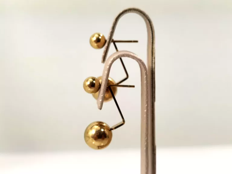 kolczyki-stal-pozlacana-rihanki-kuleczki-sztyft-kamien-17088-128