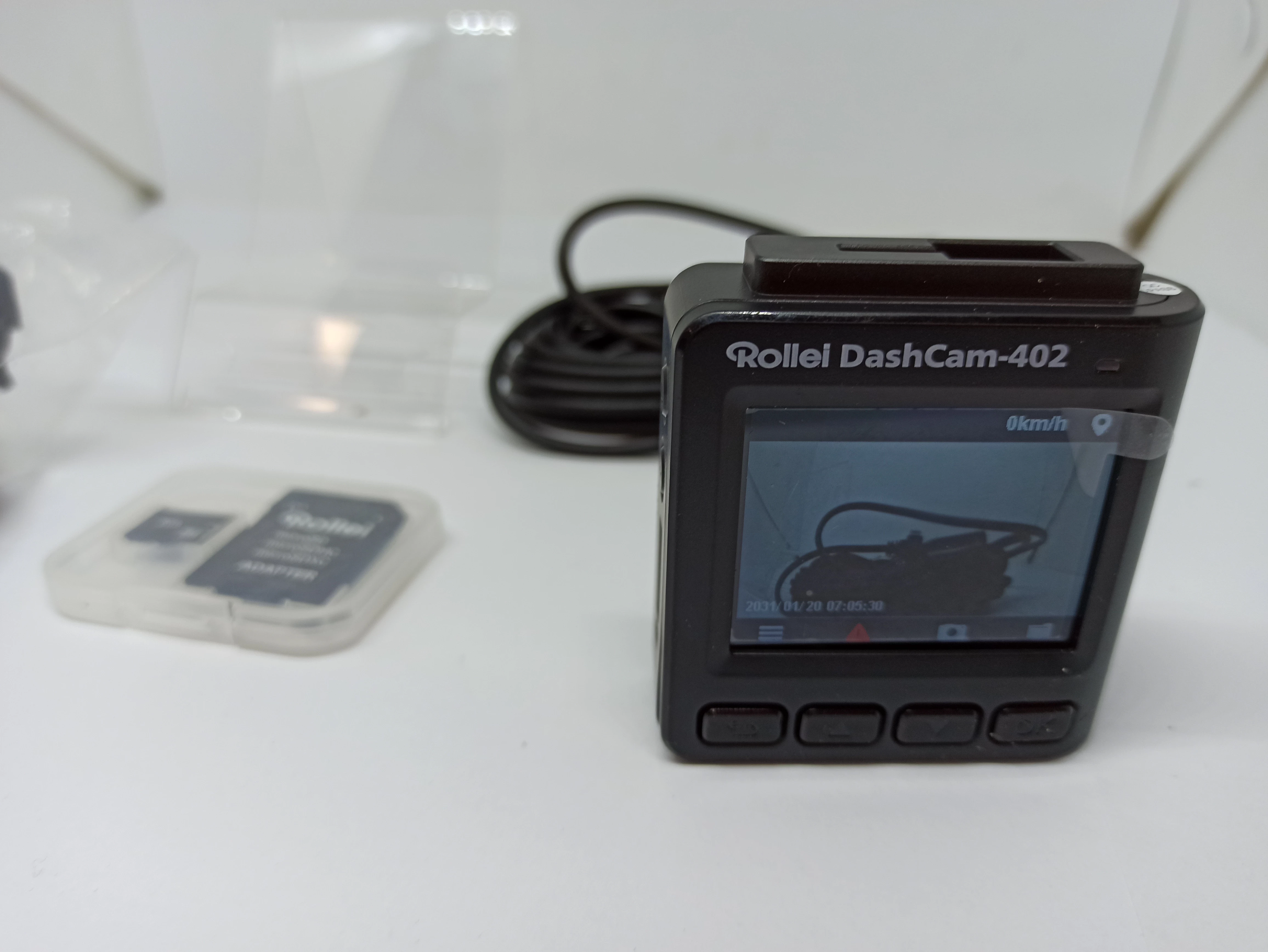 wideorejestrator-rollei-dashcam-402-karta-pamieci-w-zestawie-8-gb