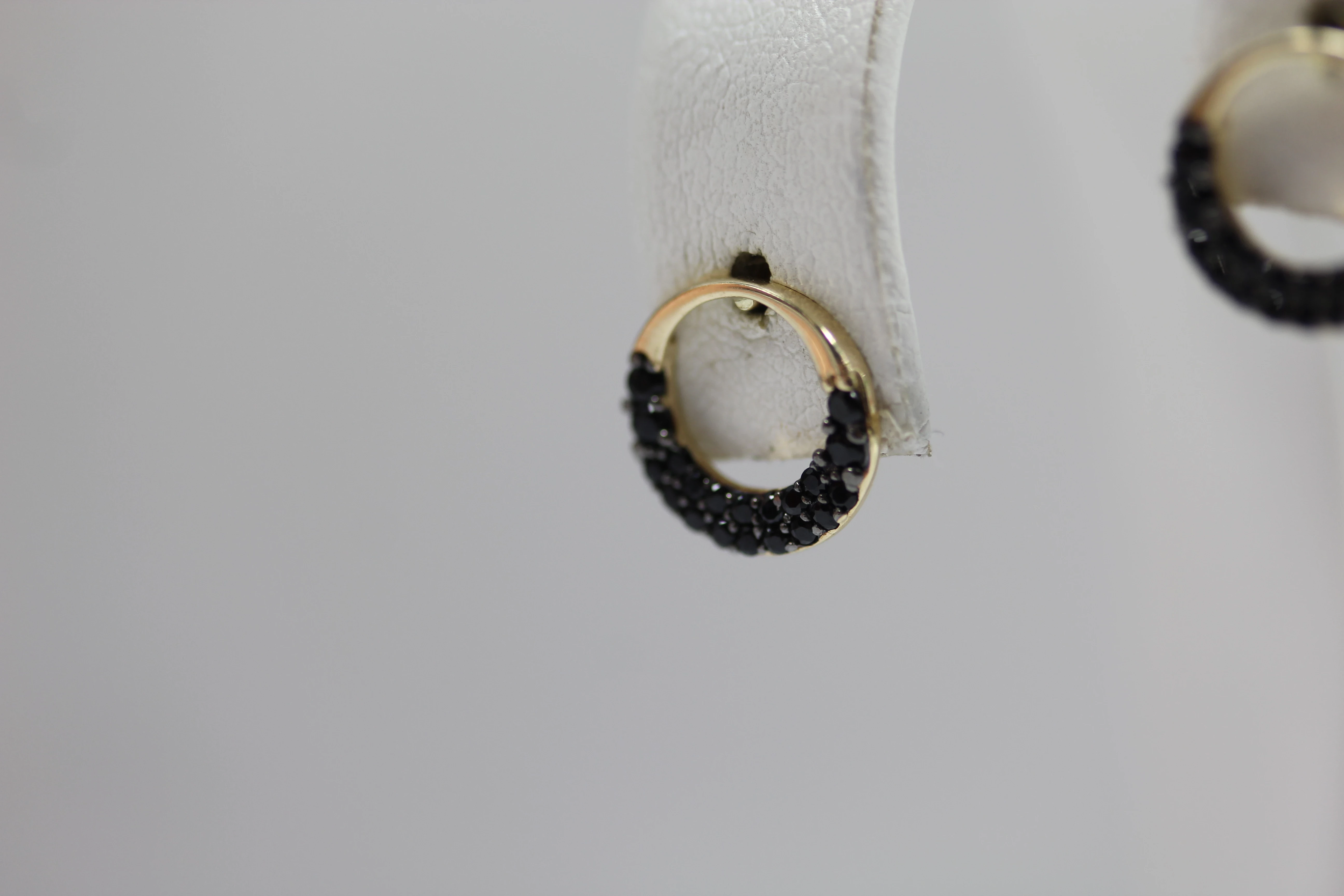 zlote-kolczyki-585-kola-czarne-cyrkonie-128g-gorczewska-21-warszawa