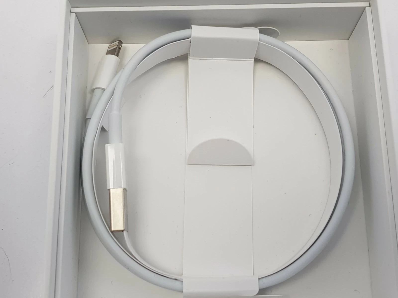 sluchawki-airpods-1-generacji-pasmo-przenoszenia-1