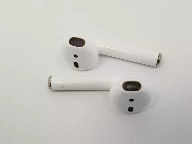 sluchawki-airpods-1-generacji-kod-producenta-mrxj2zma