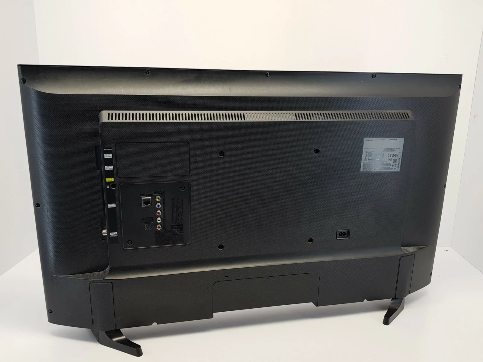 telewizor-samsung-ue40j5200-40-cali-kod-producenta-ue40j5200awxxh