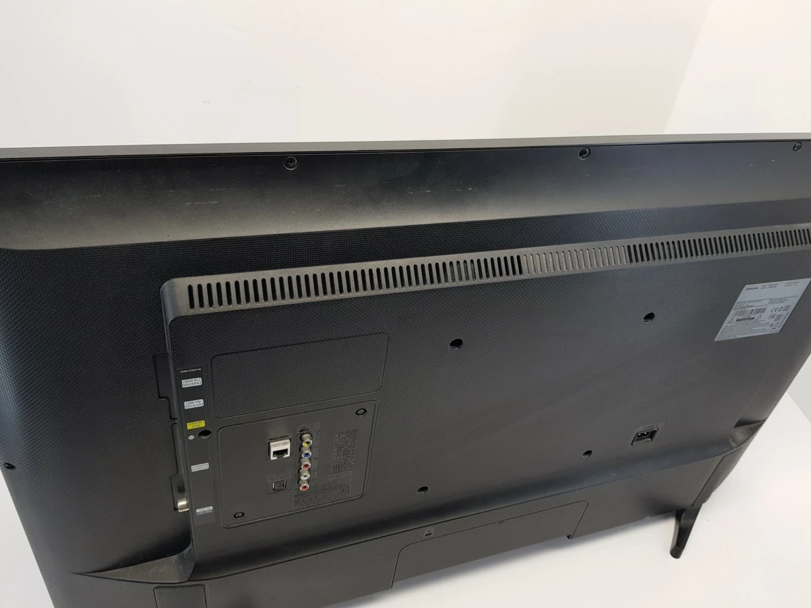 telewizor-samsung-ue40j5200-40-cali-smart-tv-inny-system-producenta