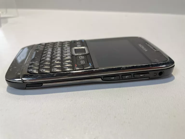 telefon-nokia-e71-simlock-plus-typ-telefon-komorkowy