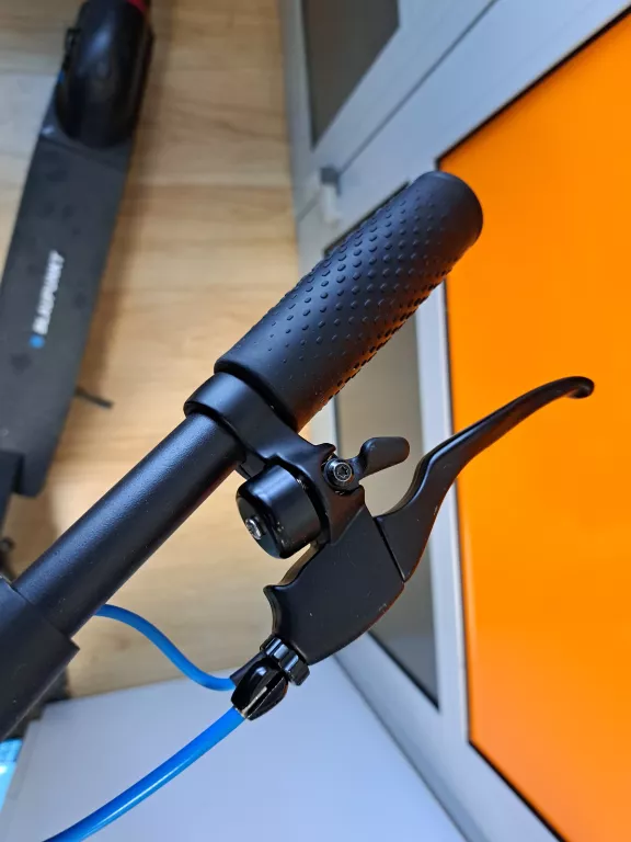 HULAJNOGA BLAUPUNKT ESC608 + PARAGON