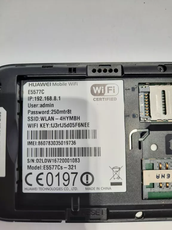 router-huawei-mobile-wifi-e5577cs-321-wbudowany-modem-4g-lte