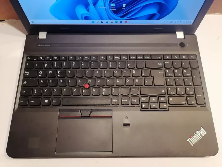 laptop-lenovo-thinkpad-e560-polecam-przekatna-ekranu-156