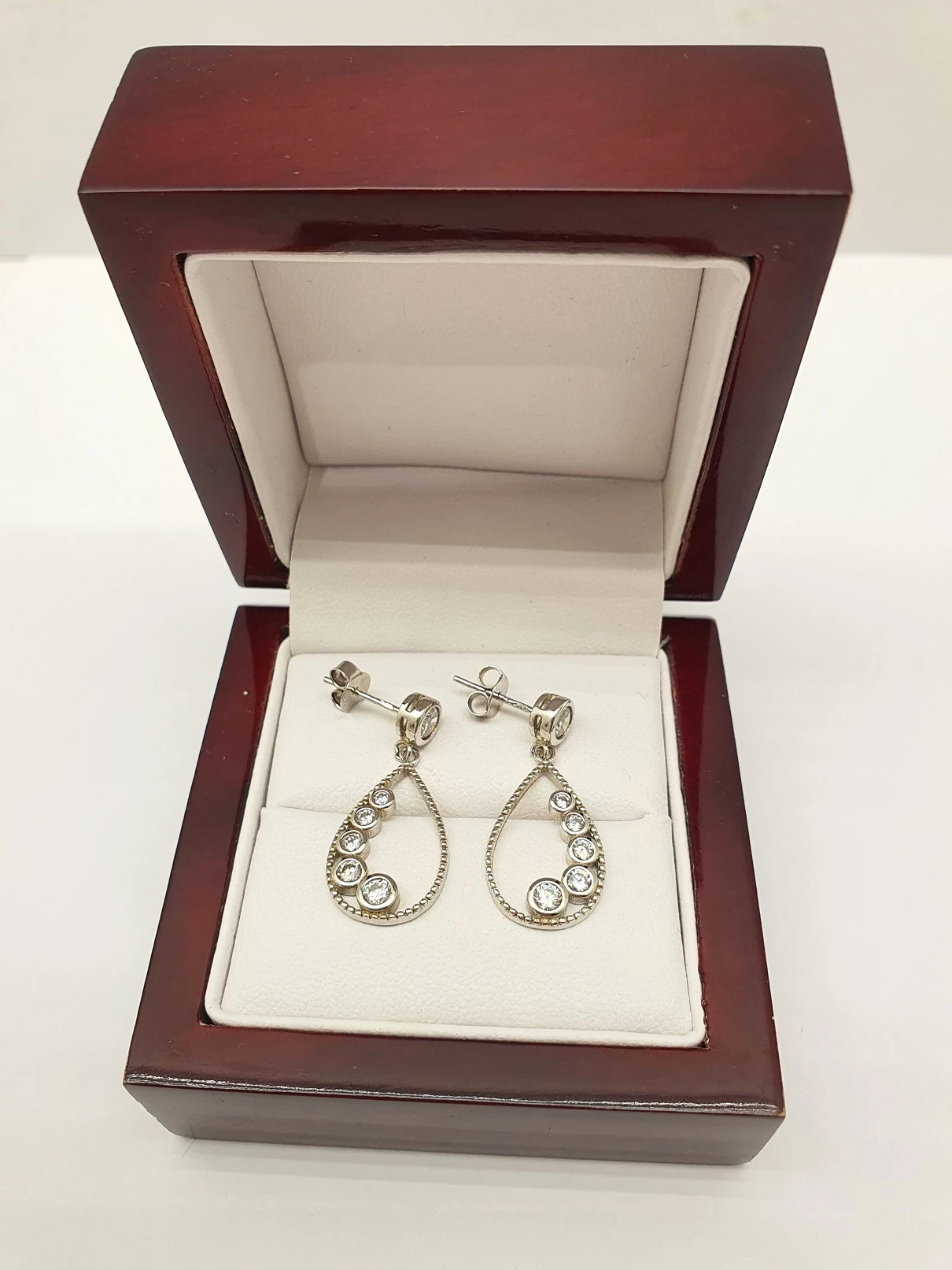 srebrne-eleganckie-kolczyki-35g-925-ean-gtin-6975884397390