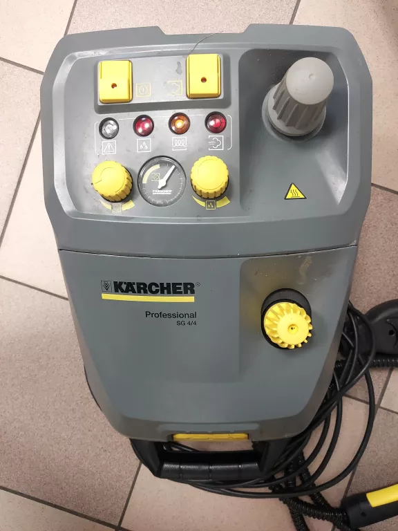 PAROWNICA KARCHER SG 4/4