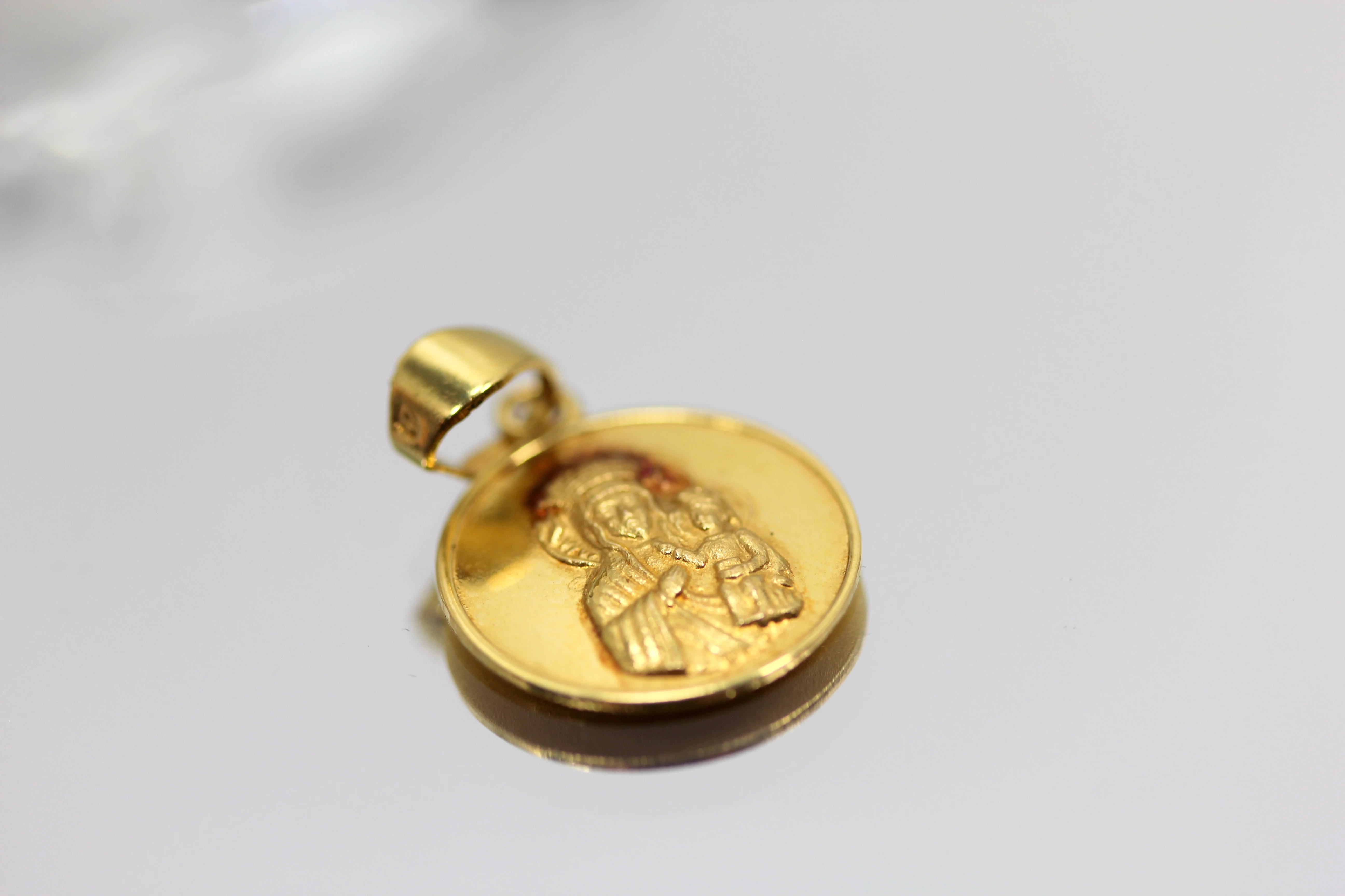 zlota-zawieszka-matka-boska-p585-117g-stan-11323-2