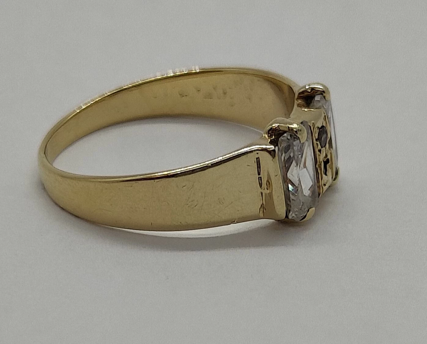 gustowny-zloty-pierscionek-z-cyrkoniami-238g585-waga-210