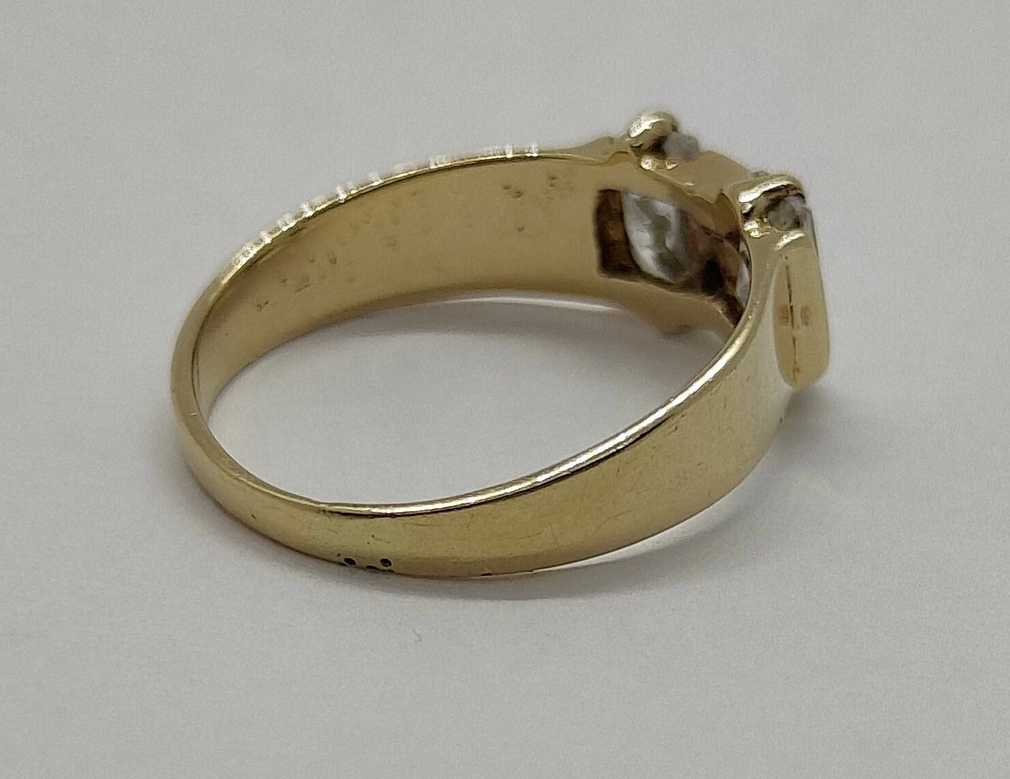 gustowny-zloty-pierscionek-z-cyrkoniami-238g585-ean-gtin-5907739840806